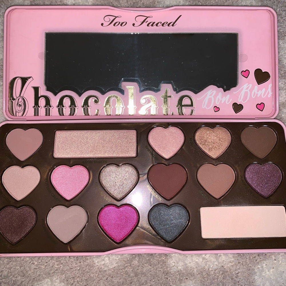 Too faced Chocolate Bon Bon palette